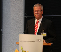 BISp-Direktor Jürgen Fischer bei der Begrüßung